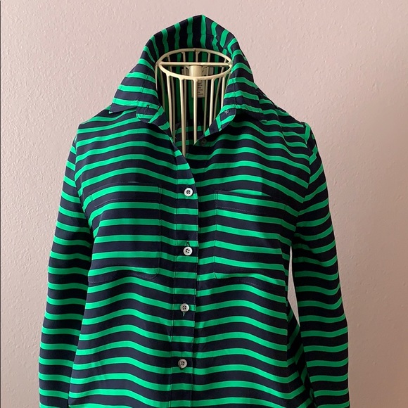 J Crew🌲 🖤Silk shirt FIRM - Picture 3 of 15